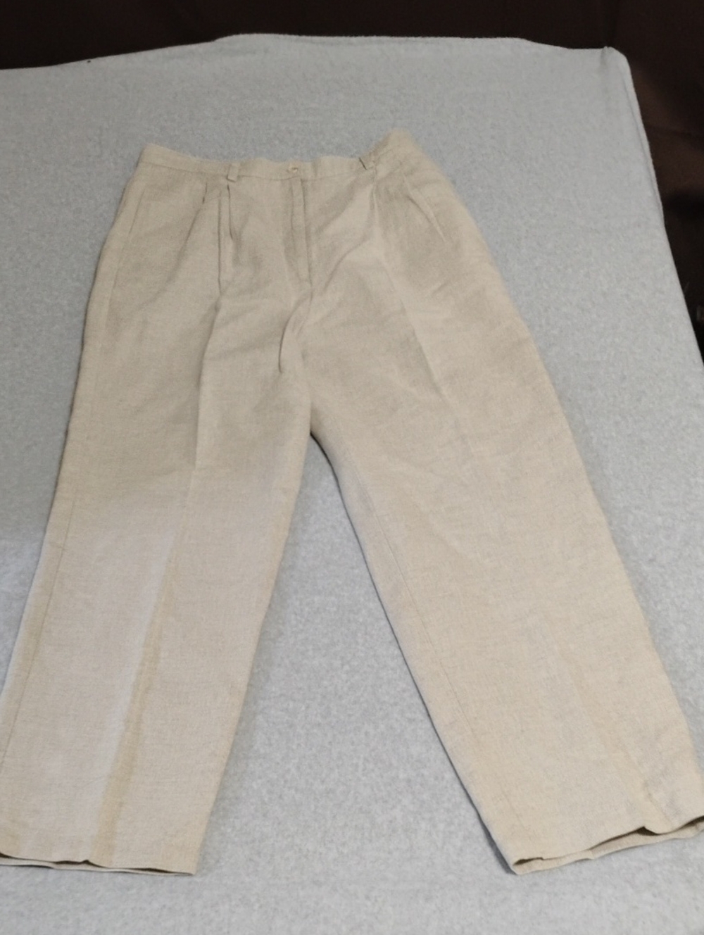 Liz Claiborne Men's Pleated Dress Pants in Beige
